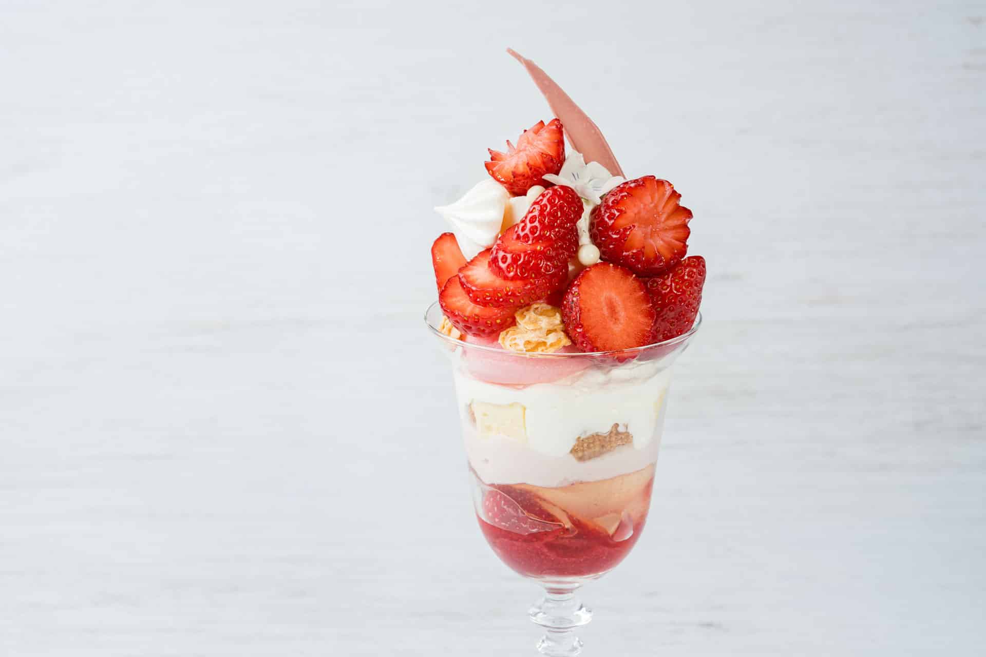 苺が主役のデザート - 水信ブルック＆ファクトリー